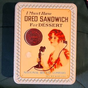 Vintage 1986 Oreo Cookie Tin